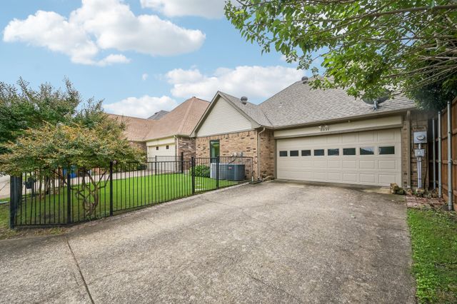 6031 Willow Wood Lane, Dallas, TX 75252