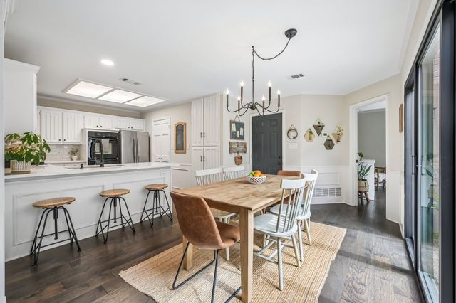 6031 Willow Wood Lane, Dallas, TX 75252