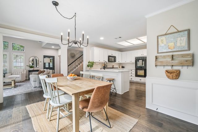 6031 Willow Wood Lane, Dallas, TX 75252