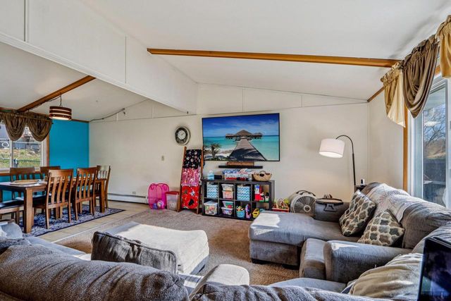 1526 Manor Drive, Janesville, WI 53548