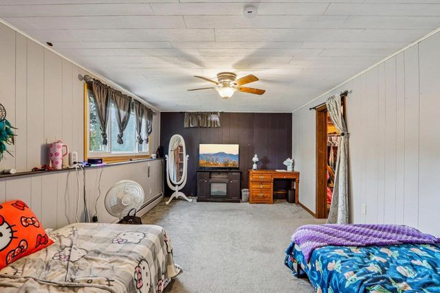 1526 Manor Drive, Janesville, WI 53548