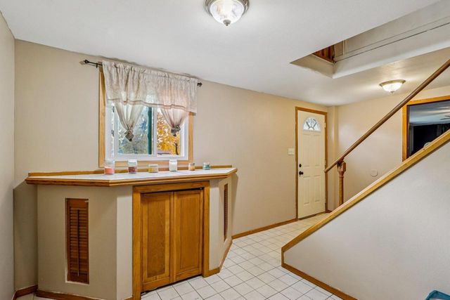 1526 Manor Drive, Janesville, WI 53548