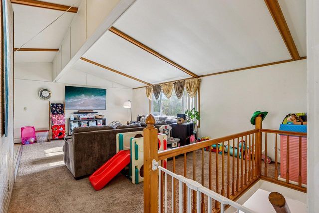 1526 Manor Drive, Janesville, WI 53548