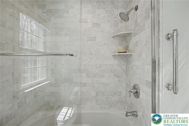 1722 Ringing Rocks Road, Bridgeton Twp, PA 18972