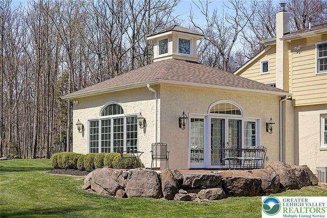 1722 Ringing Rocks Road, Bridgeton Twp, PA 18972