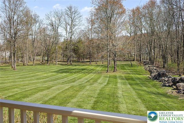 1722 Ringing Rocks Road, Bridgeton Twp, PA 18972