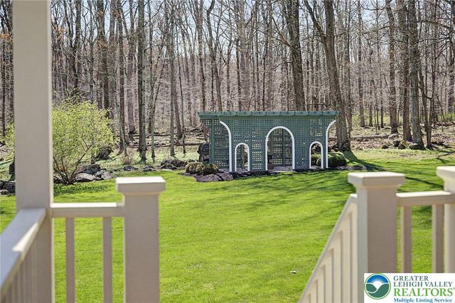 1722 Ringing Rocks Road, Bridgeton Twp, PA 18972