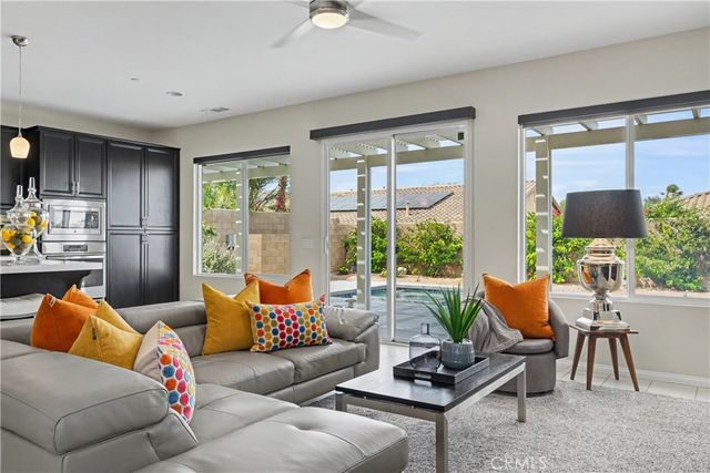 1232 Oro Ridge, Palm Springs, CA 92262