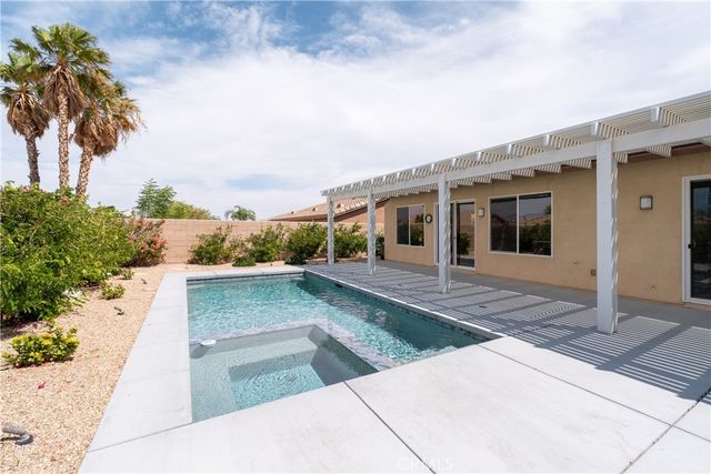 1232 Oro Ridge, Palm Springs, CA 92262