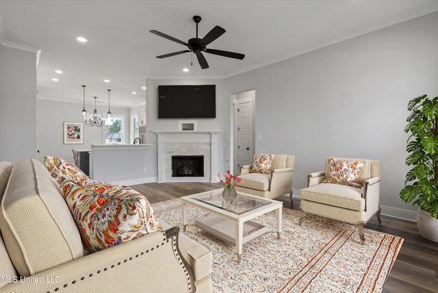 3505 Kreunen Street, Nesbit, MS 38651