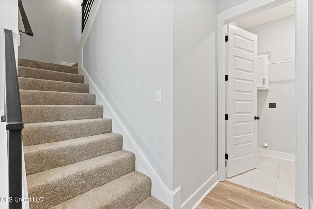 3505 Kreunen Street, Nesbit, MS 38651