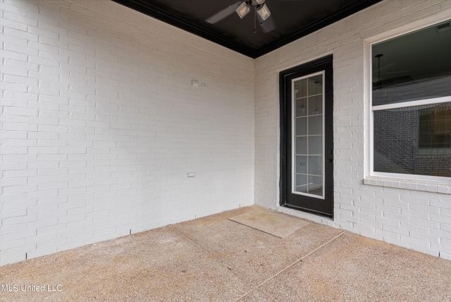 3505 Kreunen Street, Nesbit, MS 38651