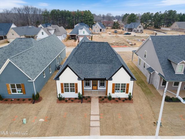 3505 Kreunen Street, Nesbit, MS 38651