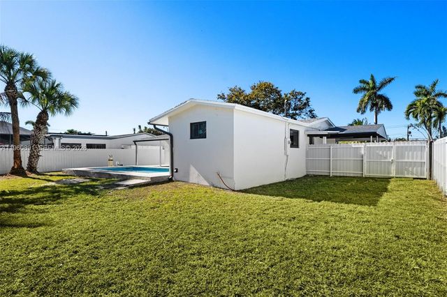 19335 Franjo Rd, Cutler Bay, FL 33157