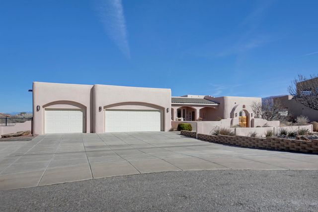 3118 Campeche Road NE, Rio Rancho, NM 87144