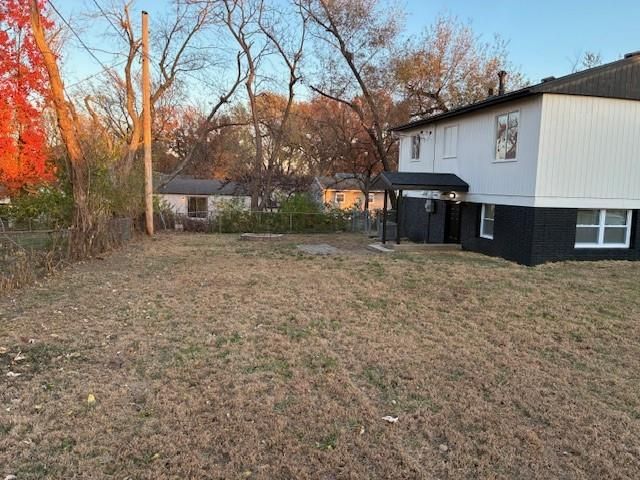 18104 E 17th Street N, Independence, MO 64058