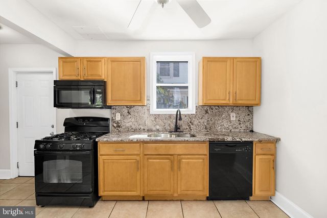 1905 DEERING AVE, Baltimore, MD 21230