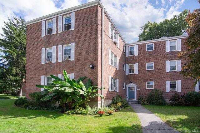 741 N Broadway 3D, Hastings-on-hudson, NY 10706