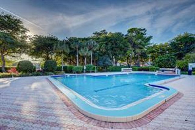 1850 Homewood Boulevard 108, Delray Beach, FL 33445