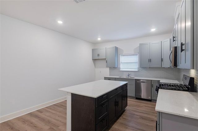 15372 Coaltown, Willis, TX 77378