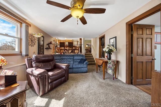 5538 Piazza Lane, Clay, NY 13041