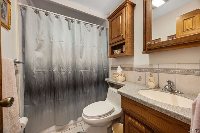 5538 Piazza Lane, Clay, NY 13041