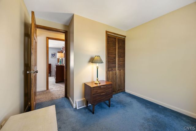 5538 Piazza Lane, Clay, NY 13041