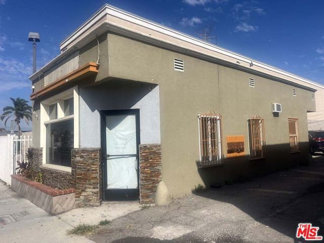 9212 California Avenue, South Gate, CA 90280