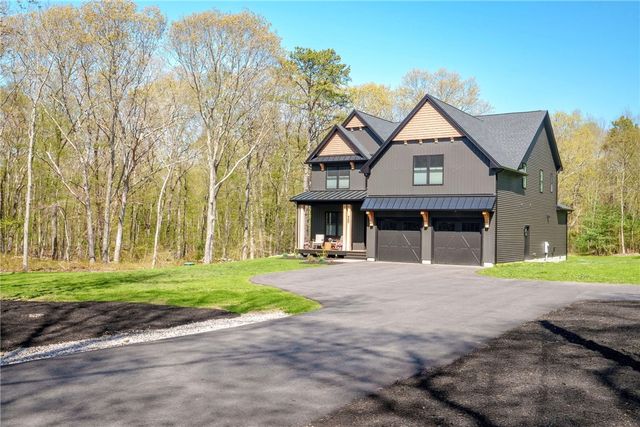 450 Carrs Pond Road, East Greenwich, RI 02818