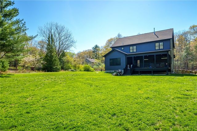 450 Carrs Pond Road, East Greenwich, RI 02818