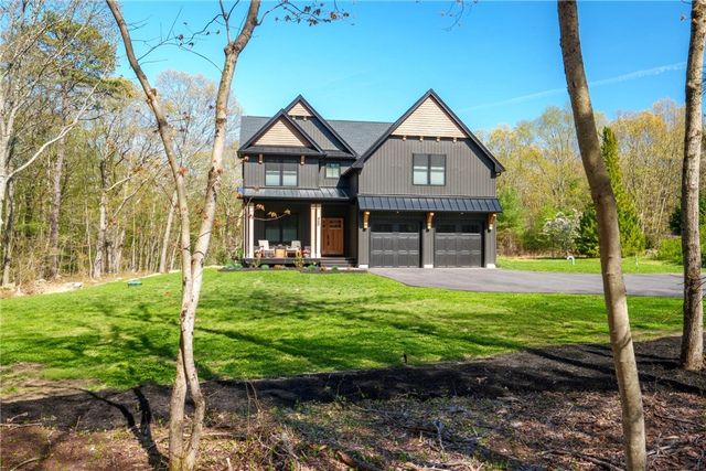 450 Carrs Pond Road, East Greenwich, RI 02818