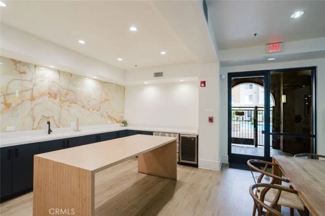 24505 Town Center Drive 7205, Valencia, CA 91355