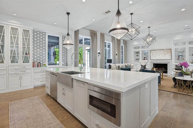 4447 Alta Vista Lane, Dallas, TX 75229