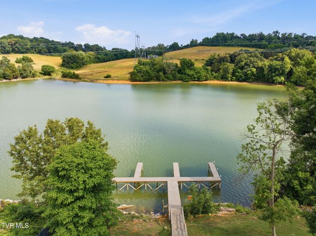 563 Boring Chapel Road 2, Johnson City, TN 37615