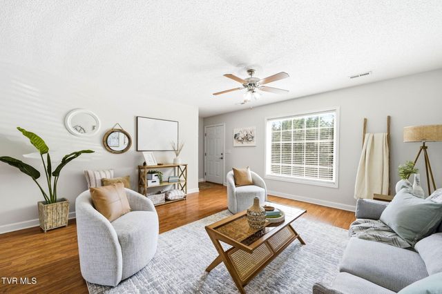 563 Boring Chapel Road 2, Johnson City, TN 37615