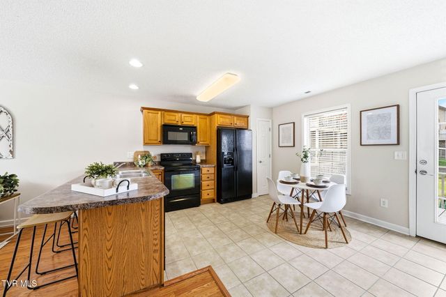 563 Boring Chapel Road 2, Johnson City, TN 37615