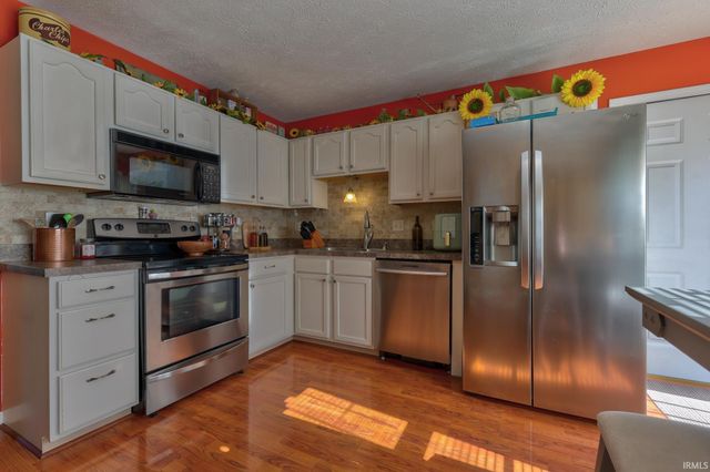 5500 N New York Avenue, Evansville, IN 47711