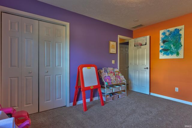 5500 N New York Avenue, Evansville, IN 47711