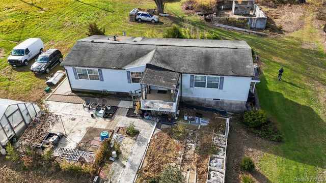 60 Bierstine Lane, Pine Island, NY 10969