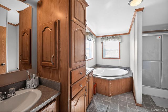 60 Bierstine Lane, Pine Island, NY 10969