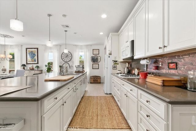 1463 Yarrow, Beaumont, CA 92223
