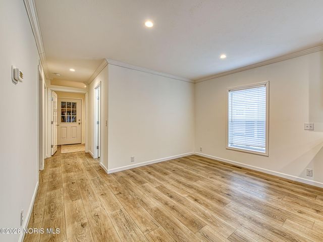 27484 Oregon Road, 164, Perrysburg, OH 43551