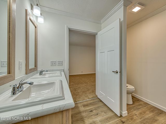 27484 Oregon Road, 164, Perrysburg, OH 43551