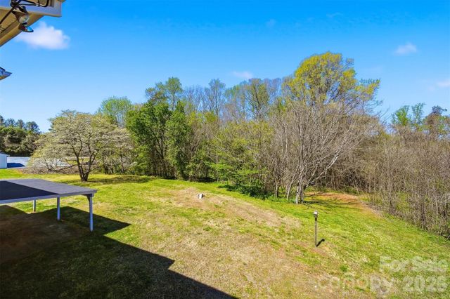 32 Falls Avenue, Granite Falls, NC 28630