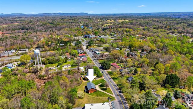 32 Falls Avenue, Granite Falls, NC 28630