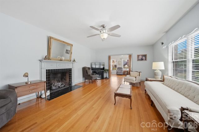32 Falls Avenue, Granite Falls, NC 28630