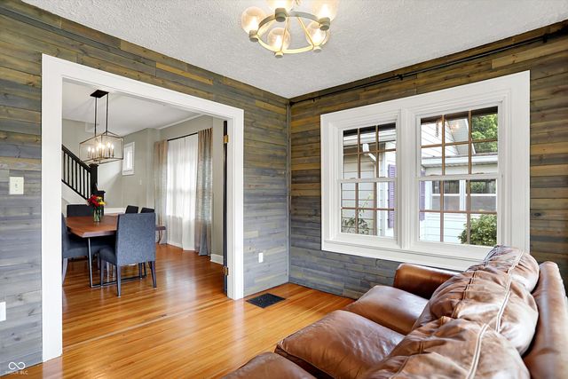 206 E 51st Street, Indianapolis, IN 46205