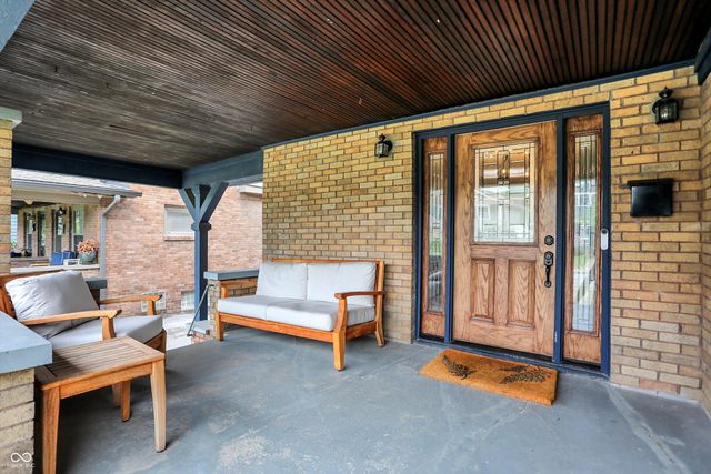 206 E 51st Street, Indianapolis, IN 46205