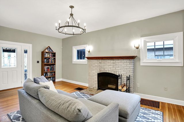 206 E 51st Street, Indianapolis, IN 46205