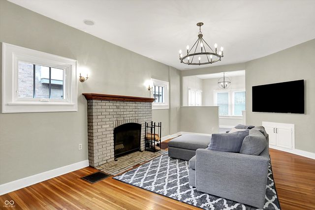 206 E 51st Street, Indianapolis, IN 46205